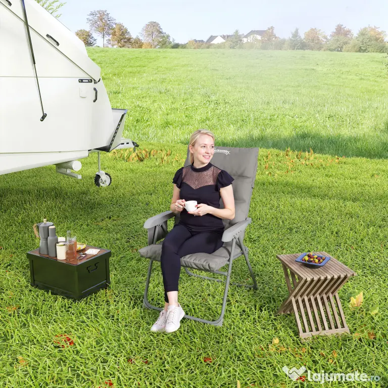 Outsunny Scaun de Camping Pliabil cu Spătar Înalt Reglabil în 5 Poziții și Buzunare Laterale, 66x58x105 cm, Gri Deschis | Aosom Romania
