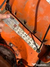 Mașină de tuns iarba RURIS DAC 3240G – defectă, pentru piese 