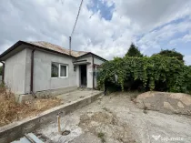 Casă cu 3 camere de vânzare Campinenaca