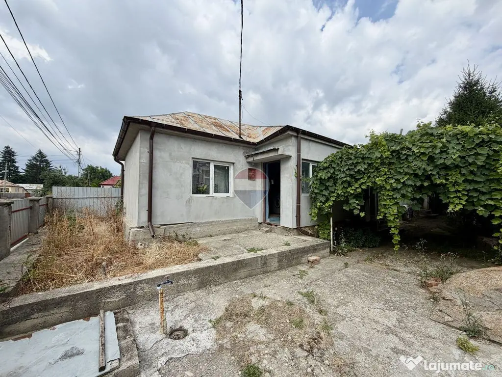 Casă cu 3 camere de vânzare Campinenaca