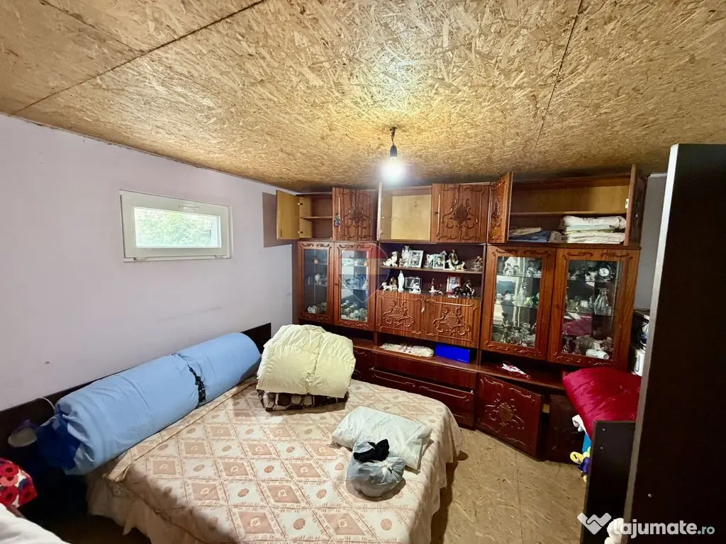 Casă cu 3 camere de vânzare Campinenaca