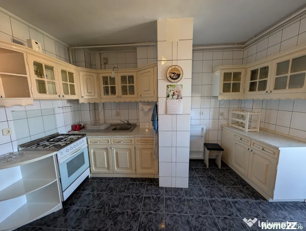 De închiriat! 2 camere decomandate Parcul Catedralei