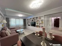 Apartament 3 camere, 73 mp, etaj intermediar, zona Piata Mar