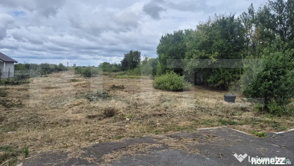 Teren extravilan de vanzare, 2576 mp, zona Careiului