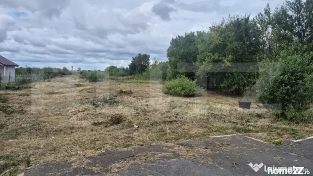 Teren extravilan de vanzare, 2576 mp, zona Careiului