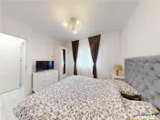 Rezidential Investitional, renovat,echipat, etaj 2, design 