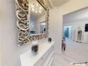 Rezidential Investitional, renovat,echipat, etaj 2, design 