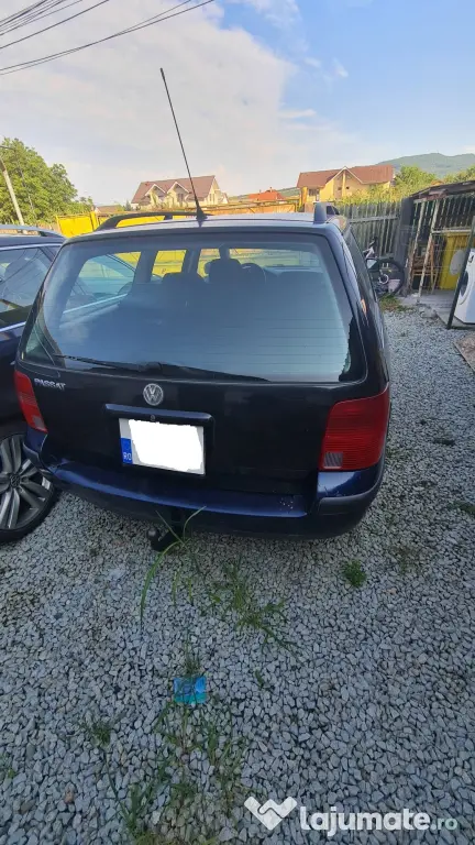Vand / dezmembrez vw passat b5(2000)