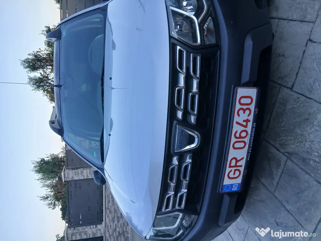 De vânzare dacia duster benzina motor 1.6 an 2014