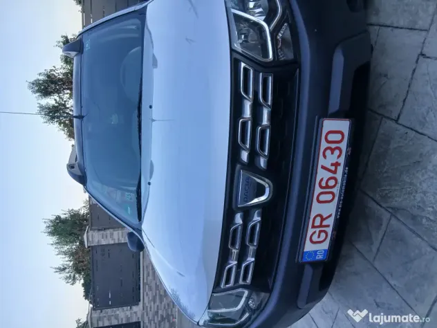 De vânzare dacia duster benzina motor 1.6 an 2014