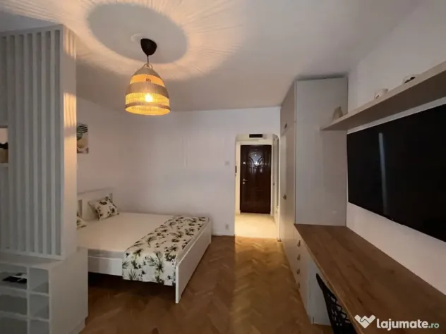 Vatra luminoasa muncii etaj 5