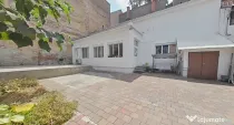 Apartament cu 2 camere de închiriat – Mansardă, zona Cen