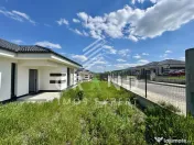 Casă individuală modernă de închiriat | Corușu–la doa 