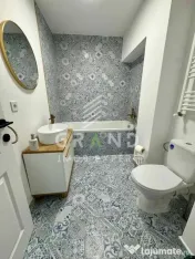 Apartament cu 2 Camere | Semidecomandat | Balcon | Dambu Rot 