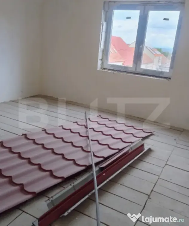 Casă de vânzare, 450 mp, zonă Nord-Est