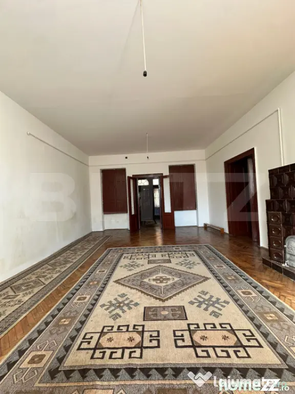 Proprietate de 450 mp la 5 minute de centru perfect pentru l - Dej (Cluj)