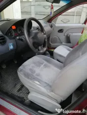Vând Dacia Logan Ambition