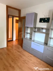 2 camere 1 Decembrie, parcare, parter, an 1980, metrou, 51 m 