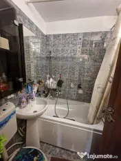 Apartament 4 camere Huedin/Piata Resita/2 locuri parcare/... 
