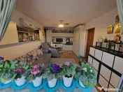 Apartament 4 camere Huedin/Piata Resita/2 locuri parcare/... 