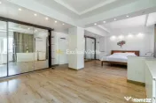 Casa cu curte | Potential pentru rezidenta sau afacere| A... 