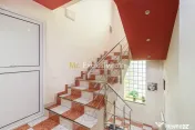 Casa cu curte | Potential pentru rezidenta sau afacere| A... 