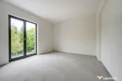 Casa se preda finisata - 4 bai -3 dormitoare - curte - parca 