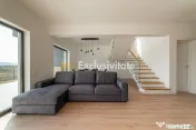 Casa moderna aproape de Pitesti si Mioveni