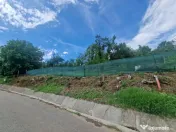 Teren intravilan 1400 mp - Albota ! 