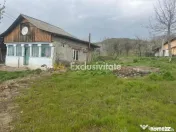 Teren intravilan 2.200 mp cu constructie existenta –Cal...