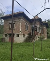 Teren 4226 mp si casa de renovat in loc. Babana, jud. Arges 