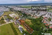 Teren intravilan 1.600 mp Mioveni – Zona Pruni 