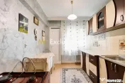 Apartament decomandat 4 camere - etaj intermediar - Carti... 