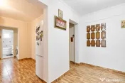 Apartament decomandat 4 camere - etaj intermediar - Carti... 