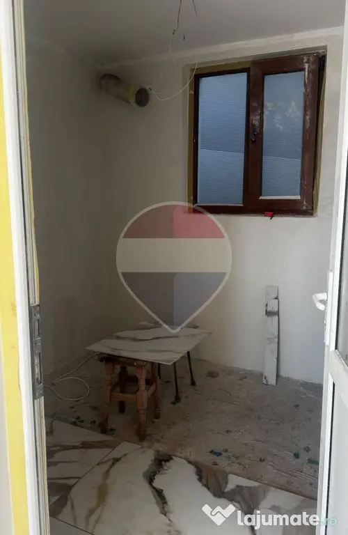 Spațiu Comercial de Închiriat | Burdujeni, Suceava | 16...