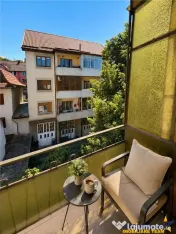 Spatiu echilibrat, 3camere, amplasare valoroasa, balcon, apr 