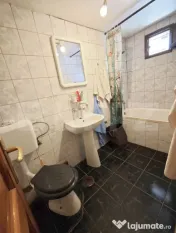 ???? Casă de vânzare în Scheii Brașovului – liniște, 