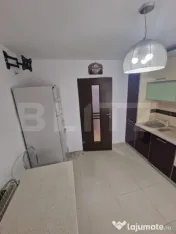 Apartament 3 camere, 69 mp, etaj 1, decomandat, zona Zamca 