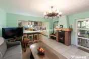 Casa vintage în com. Uliesti, jud. Dâmbovița cu livad?... 