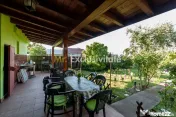 Casa vintage în com. Uliesti, jud. Dâmbovița cu livad?... 