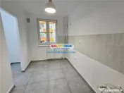 Apartament 3 camere renovat - etaj 7 - str Jean Steriadi - T