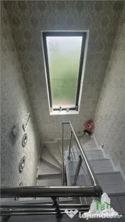 Vila lux 4 camere terasa/beci in Chiajna 