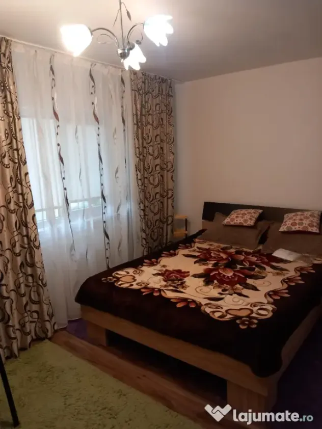 Închiriez apartament cu o cameră