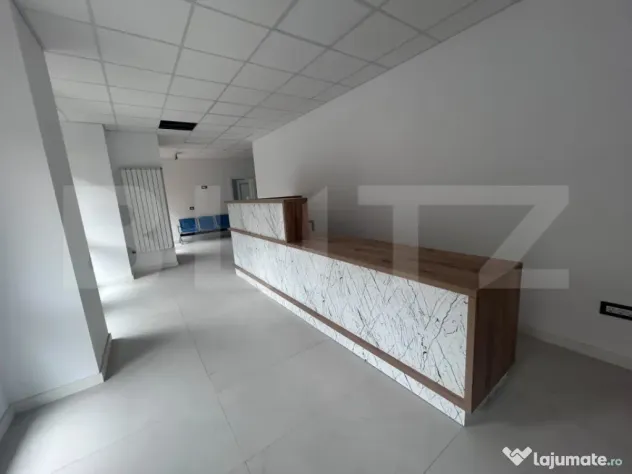 Spatiu comercial, 439 mp, pretabil clinica medicala, vad str