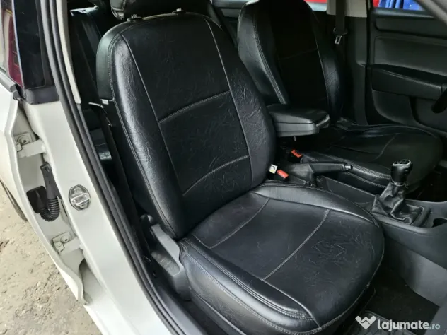 Skoda Rapid 1.6 tdi 2015 Rate Garantie Distribitie moua