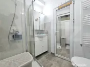 Apartament 2 camere, 53mp la curte 