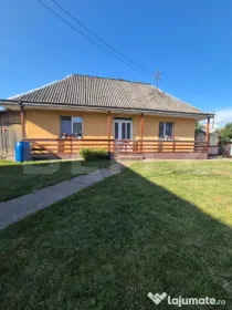 Casa batraneasca locuibila , 70 mp, teren 5600 mp, Costana
