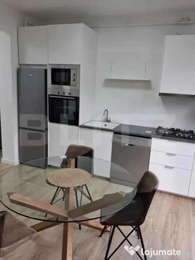 Apartament 3 camere Târgu Mureș