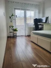 COMISION 0 Apartament 3 camere semidecomandat zona Stejarului 