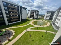 Apartament de inchiriat cu vedere spre LAC